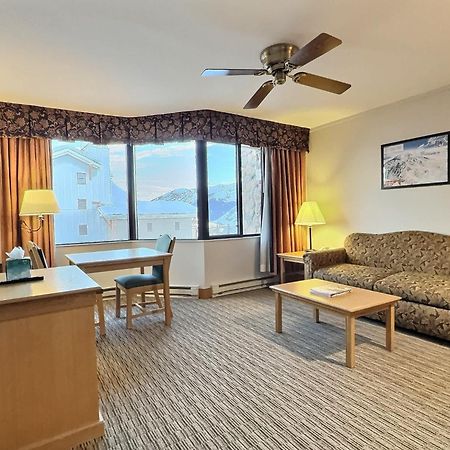 קרסטד באט Studio 565 Perfect Location With Pool And Hot Tub מראה חיצוני תמונה